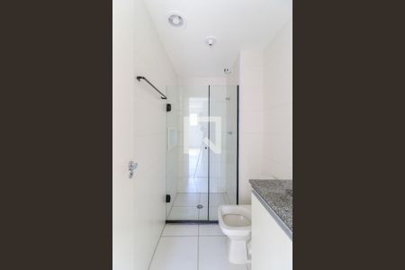 Apartamento à venda com 35m², 2 quartos e sem vaga Apartamento à venda com 35m², 2 quartos e sem vagaBanheiro