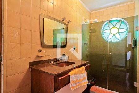 Casa à venda com 310m², 4 quartos e 2 vagasBanheiro