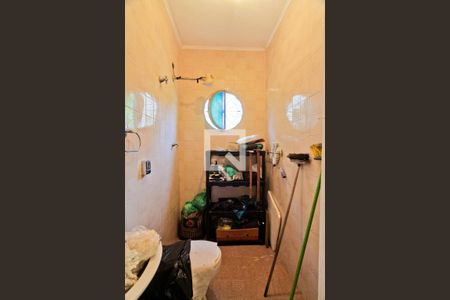 Casa à venda com 310m², 4 quartos e 2 vagasBanheiro de Serviço