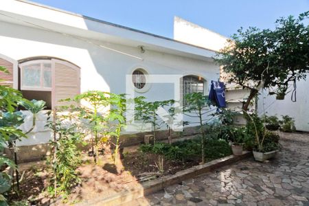 Casa à venda com 310m², 4 quartos e 2 vagasÁrea externa