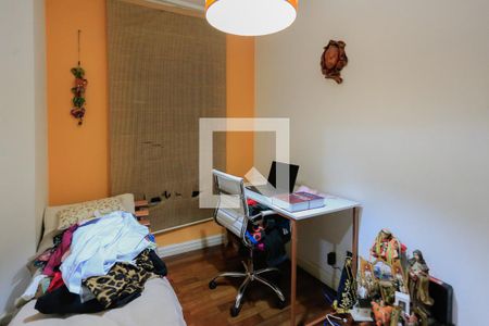 Quarto de casa para alugar com 4 quartos, 380m² em Jardim Jussara, São Paulo