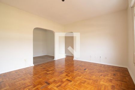 Sala de apartamento para alugar com 3 quartos, 109m² em Navegantes, Porto Alegre