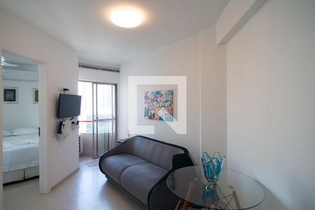 Apartamento para alugar com 25m², 1 quarto e 1 vagaSala
