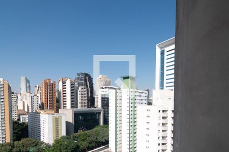 Varanda vista de apartamento para alugar com 1 quarto, 25m² em Bela Vista, São Paulo