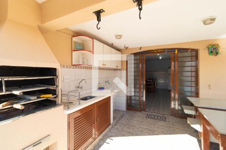 Casa à venda com 179m², 4 quartos e 3 vagasChurrasqueira