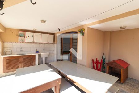 Casa à venda com 179m², 4 quartos e 3 vagasChurrasqueira