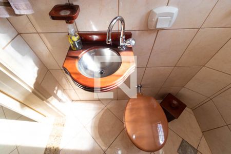 Casa à venda com 179m², 4 quartos e 3 vagasBanheiro da casa 02