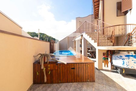 Casa à venda com 179m², 4 quartos e 3 vagasQuintal