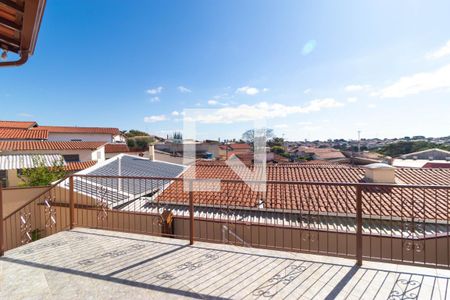 Casa à venda com 179m², 4 quartos e 3 vagasVaranda