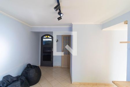 Casa à venda com 179m², 4 quartos e 3 vagasSala da casa 02