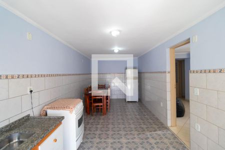 Casa à venda com 179m², 4 quartos e 3 vagasCozinha da casa 02