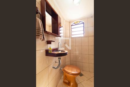 Casa à venda com 179m², 4 quartos e 3 vagasBanheiro da casa 02