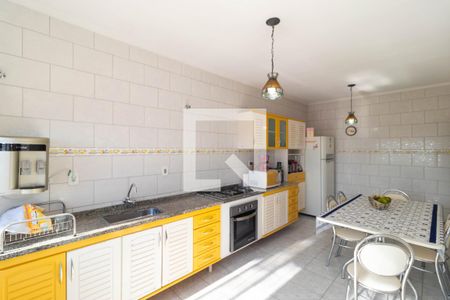 Casa à venda com 179m², 4 quartos e 3 vagasCozinha