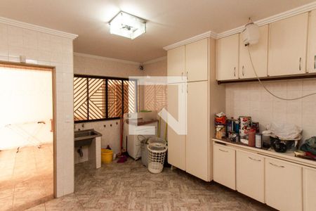 Casa à venda com 450m², 4 quartos e 6 vagasÁrea de Serviço