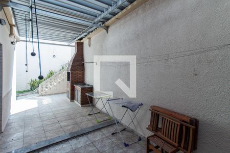 Casa à venda com 450m², 4 quartos e 6 vagasQuintal
