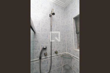 Casa à venda com 450m², 4 quartos e 6 vagasBanheiro da Suíte 1