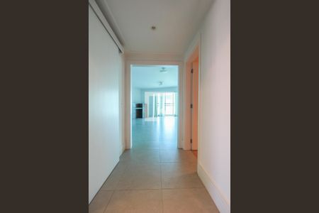 Sala de apartamento para alugar com 3 quartos, 213m² em Vila Itapura, Campinas