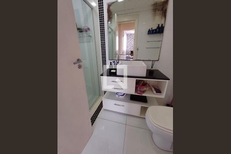 Apartamento à venda com 85m², 2 quartos e 2 vagasBanheiro 2