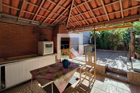 Casa à venda com 208m², 4 quartos e 6 vagasÁrea gourmet