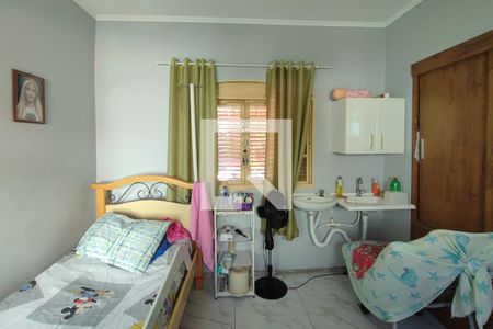 Casa à venda com 208m², 4 quartos e 6 vagasQuarto 4