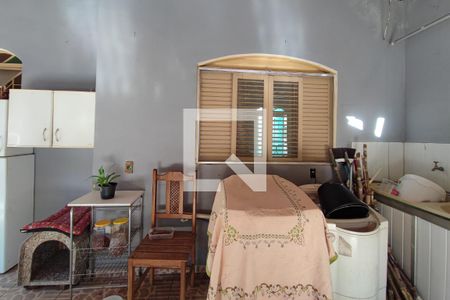 Casa à venda com 208m², 4 quartos e 6 vagasÁrea de Serviço