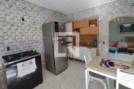 Casa à venda com 208m², 4 quartos e 6 vagasCozinha