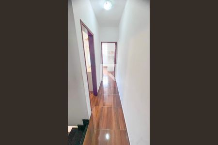 corredor de casa à venda com 3 quartos, 78m² em Itamarati, Belo Horizonte