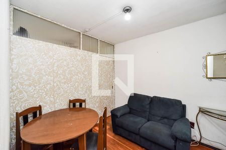 Sala de apartamento para alugar com 2 quartos, 45m² em Parque Santa Fé, Porto Alegre