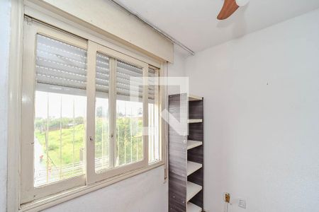 Quarto 1 de apartamento para alugar com 2 quartos, 45m² em Parque Santa Fé, Porto Alegre