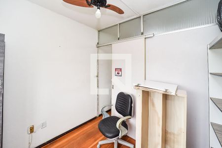 Quarto 1 de apartamento para alugar com 2 quartos, 45m² em Parque Santa Fé, Porto Alegre