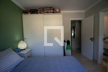 Casa de condomínio à venda com 200m², 4 quartos e 2 vagasSuíte 2