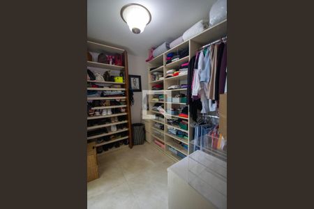 Closet da Suíte 1 de casa de condomínio à venda com 4 quartos, 200m² em Vargem Pequena, Rio de Janeiro