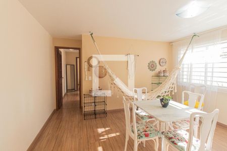 Sala de apartamento para alugar com 2 quartos, 73m² em Cabral, Curitiba