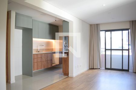 Sala de apartamento para alugar com 2 quartos, 66m² em São Francisco, Curitiba