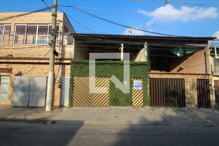 Casa para alugar com 130m², 2 quartos e 2 vagas Casa para alugar com 130m², 2 quartos e 2 vagasFachada