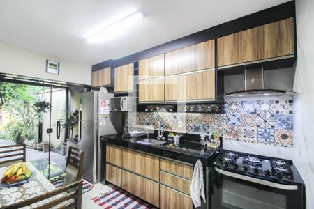 Casa para alugar com 130m², 2 quartos e 2 vagas Casa para alugar com 130m², 2 quartos e 2 vagasCozinha
