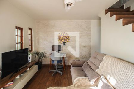 Sala de casa para alugar com 2 quartos, 130m² em Floresta, Nova Iguaçu