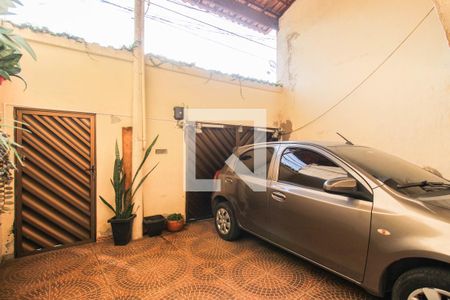 Casa para alugar com 130m², 2 quartos e 2 vagas Casa para alugar com 130m², 2 quartos e 2 vagasGaragem