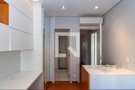 Quarto 1 Suíte Americana de apartamento para alugar com 4 quartos, 160m² em Perdizes, São Paulo