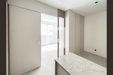 Cozinha e Área de Serviço de kitnet/studio para alugar com 1 quarto, 33m² em Paquetá, Belo Horizonte