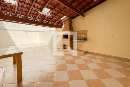 Casa à venda com 200m², 3 quartos e 4 vagasÁrea - Churrasqueira