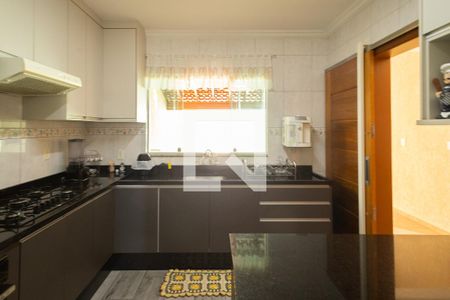 Casa à venda com 200m², 3 quartos e 4 vagasCozinha 