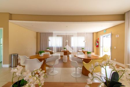 Apartamento para alugar com 53m², 2 quartos e 1 vaga Apartamento para alugar com 53m², 2 quartos e 1 vagaÁrea comum - Salão de festas