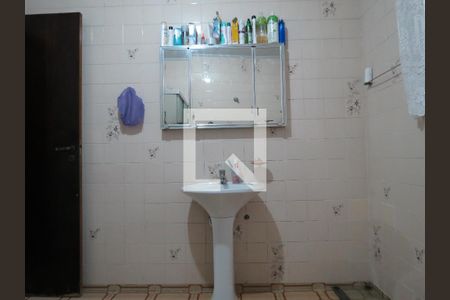 Casa à venda com 302m², 5 quartos e 4 vagasBanheiro Quarto 5