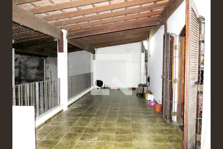 Casa à venda com 302m², 5 quartos e 4 vagasVaranda Quarto 5