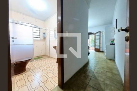 Casa à venda com 302m², 5 quartos e 4 vagas Casa à venda com 302m², 5 quartos e 4 vagasQuarto 2
