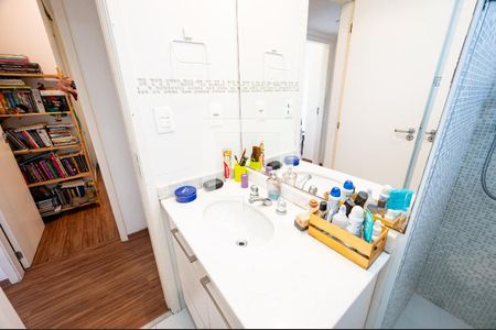 Apartamento à venda com 82m², 3 quartos e 2 vagasBanheiro Social