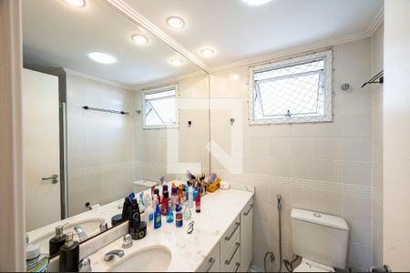 Apartamento à venda com 82m², 3 quartos e 2 vagasBanheiro da Suíte