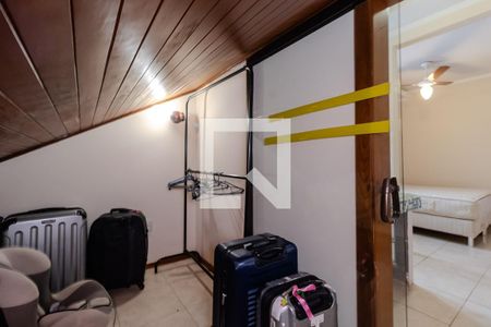 Casa para alugar com 500m², 5 quartos e 8 vagasQuarto Suíte 2-Closet