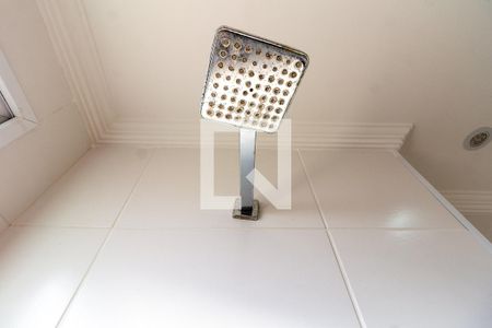 Apartamento para alugar com 60m², 2 quartos e 2 vagas Apartamento para alugar com 60m², 2 quartos e 2 vagasBanheiro